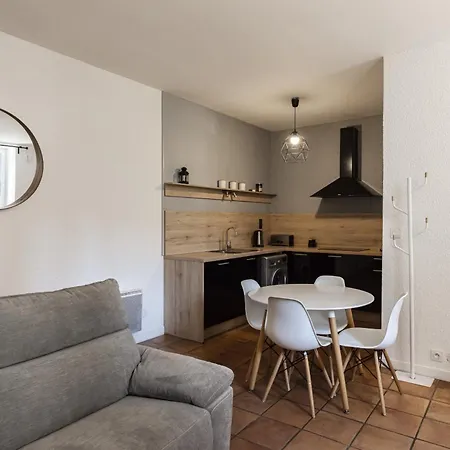 Apartment Chez Carca, Pied De La Cite